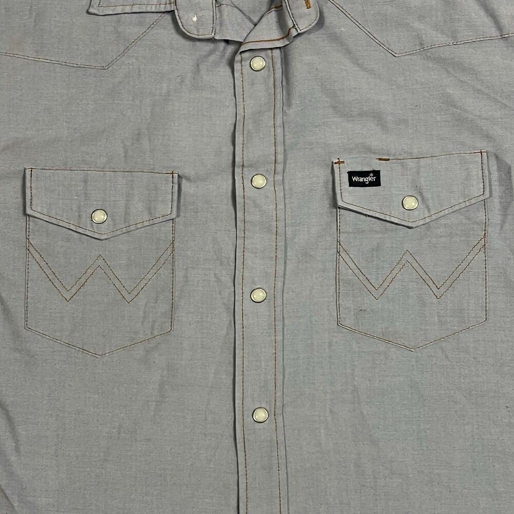 Wrangler Light Blue Pearl Snap Western Shirt Rockabilly Men’s Sz 16.5x34 Cowboy - Picture 9 of 11